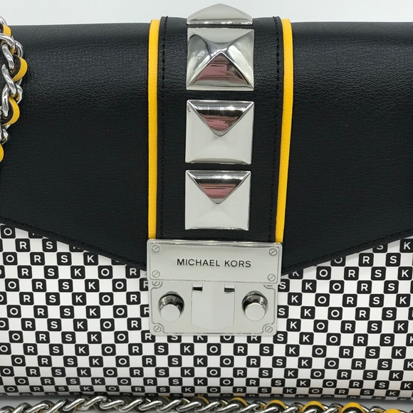 Michael Kors New York City MD Shoulder - Picture 5 of 14